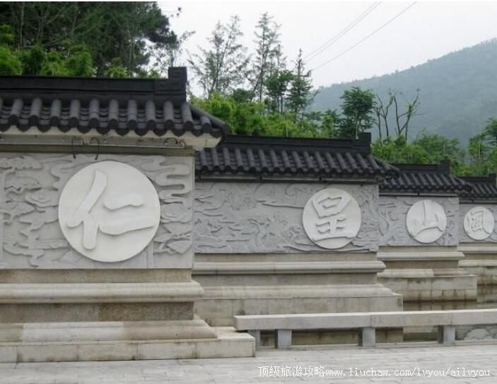 �����ʻ�ɽ�羰�����ι���