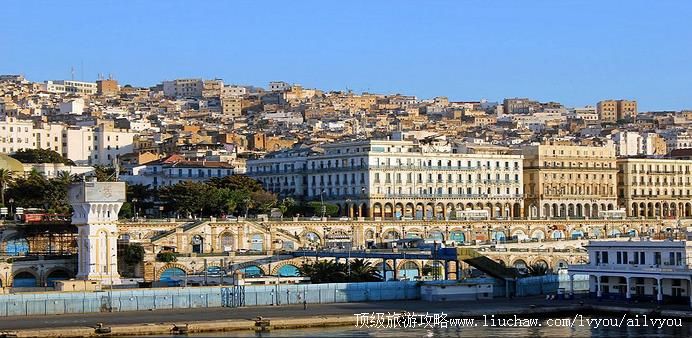 阿尔巴尼亚 建议游玩:1天