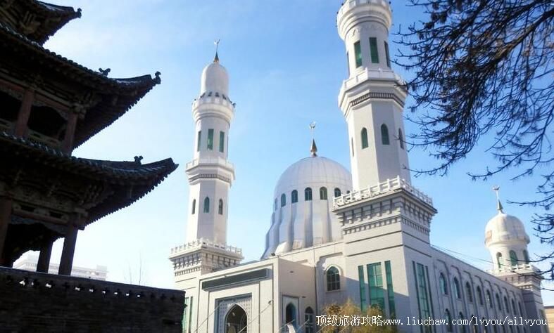 新疆伊宁拜吐拉清真寺旅游攻略
