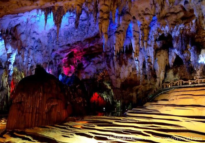 4A������ɫ�±����������ι���