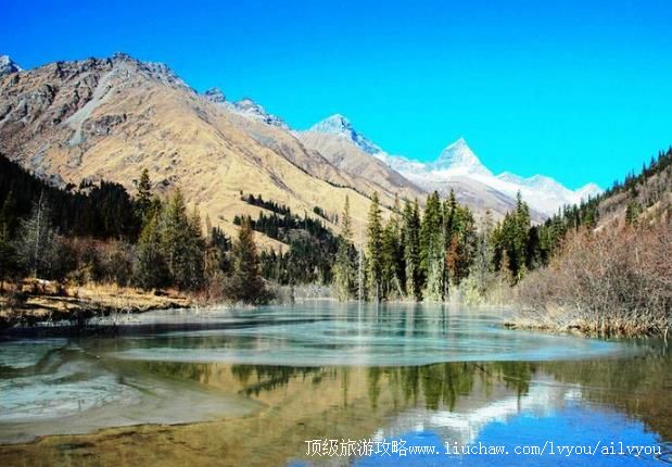 �Ĵ��н�ɽ�羰�����ι���