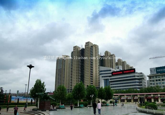 河南郑州绿城广场旅游攻略