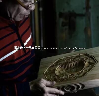 ����������һ���С����л���������������һ��Ʒ�֡����ϻ��С������롰ʣ��г��������һ����Ů���д���ϰ��