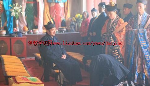 04������ΰ�ʦ�Լ���ʦע�⣿