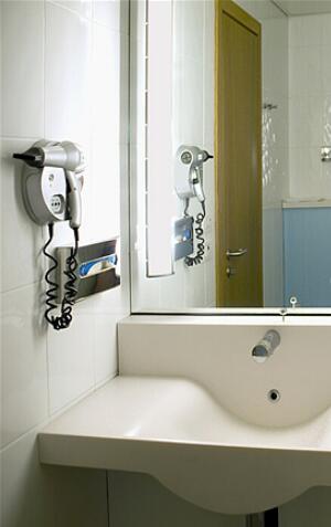 ��ԡ������������� ϴ���������ᵼ�´�����