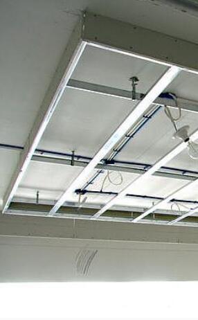 装吊顶用轻钢还是木龙骨 这两者哪种更好