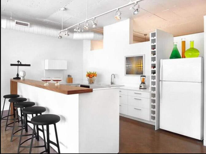 ����ʽ���������һ����� һ����̨�ж�����;