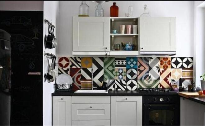 ��שƴ����� �����������󵲰������ɫ