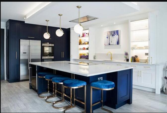 ������ɫ���������Զ���ɫ���е���ɫ