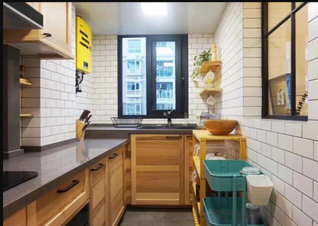 厨房做高低台太实用了 再也不用弯腰驼背做菜