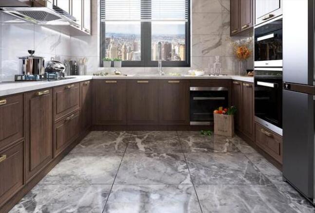 厨房外的小阳台严重干扰布局 建议做U型布局