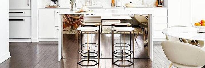 ������ĳ�����̨ С����Ҳ�ж��صķ��