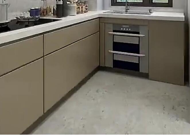 �����ͳ�����ô��� ����̧�߰��������Ӹ���ʵ��