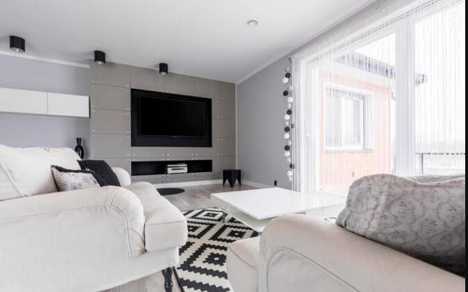 ����С�����Ĳ��� �㻹�ڼ���ɳ�����ŵ��ӱ���ǽ