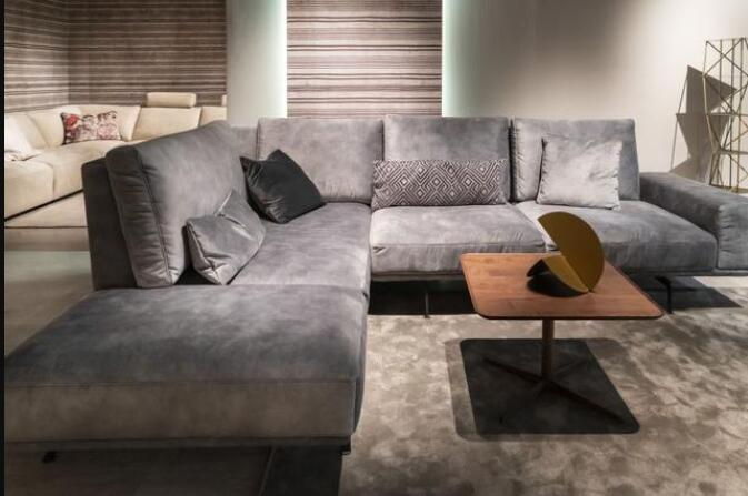 房间用灰色好看吗 确实能充分利用它的独特性?