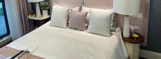 ���Ҵ�ͷ���ĸ�����ã��Ҳ������λ�ø����װ��.