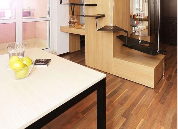 买个小户型利用层高打柜子 瞬间多个挑空卧室.