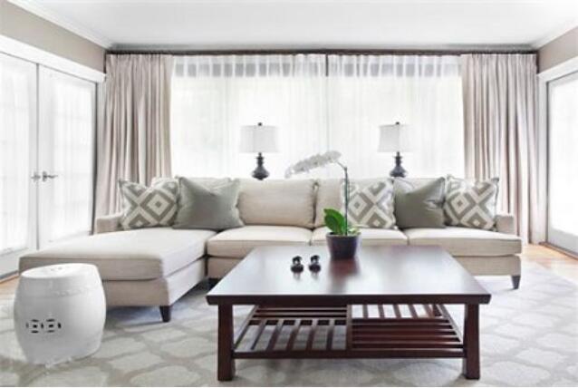 ��ѡ�Ҿ��о���,С���ͼҾ���ô���Ͷ��ˣ�