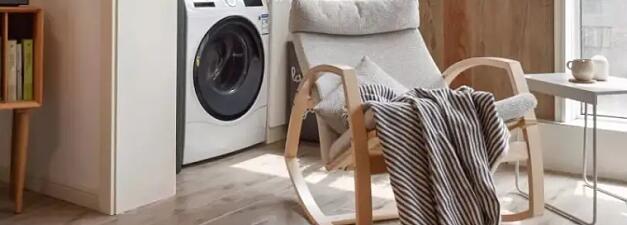 谁说小户型阳台只配晾衣服,这样装修照样很时尚