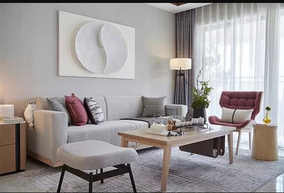 ��������и��� ����ɫ�ִ����ʱ�мҾӿռ�