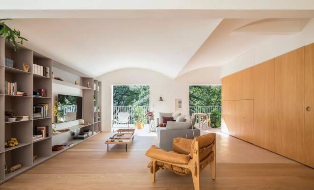 温馨原木家居设计 简单的装修却是舒服的