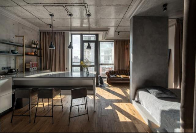 12�����Ӳ�˹�ҵ�繫Ԣ �깤�븸ĸ�ι���ʹ���һ�Ǯ