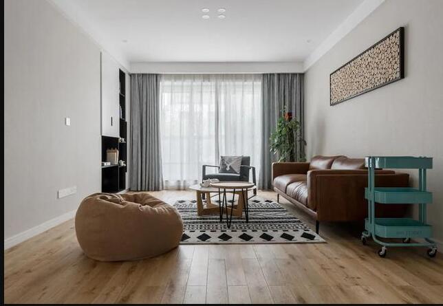 135㎡简约美式装修 大方舒适 一点也不土