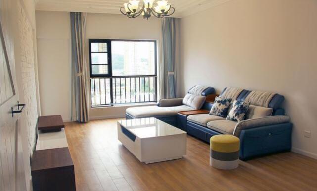 ��Լ��װ��Ʒ��� �ڽ��Ŵ������״����һ�䷿